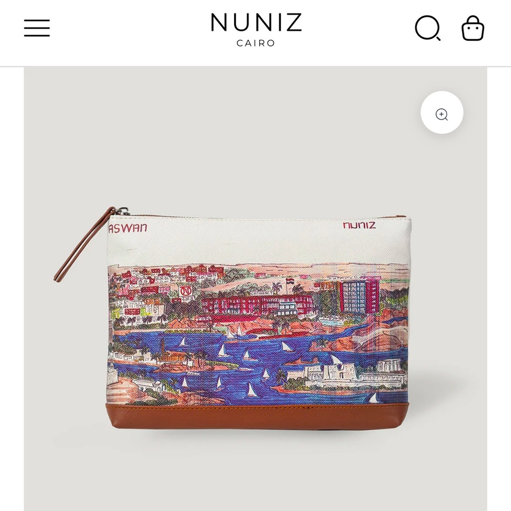 Nuniz Egyptian Leather pouch with bag